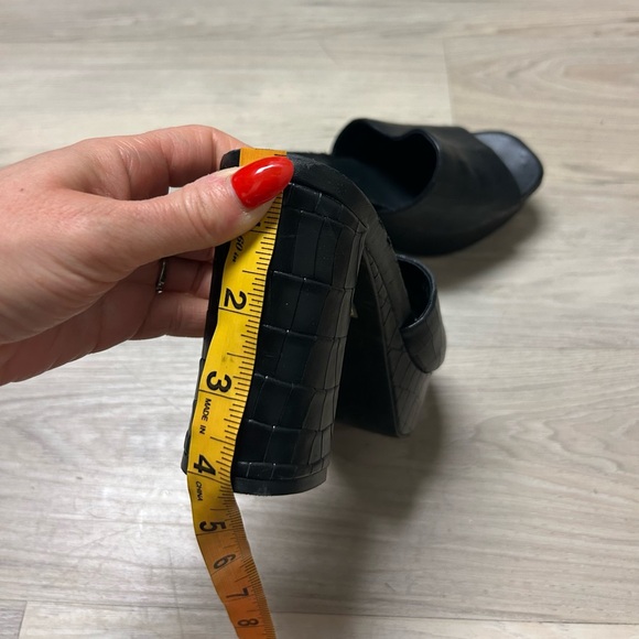 Jeffrey Campbell Platform Sandal Croc Embossed Magdalen Black Leather Sz 7.5 - Picture 11 of 11